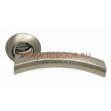 Дверная ручка на круглом основании SILLUR 132 S.CHROME/P.CHROME хром матовый/хром