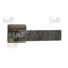 Дверная ручка RENZ "MADERA - вековое дерево" серебро античное DH 651-02 SL Дверная ручка RENZ "MADERA - вековое дерево" серебро античное DH 651-02 SL